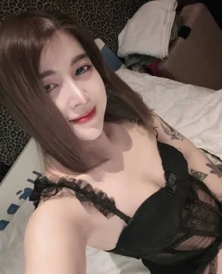 โบวี่