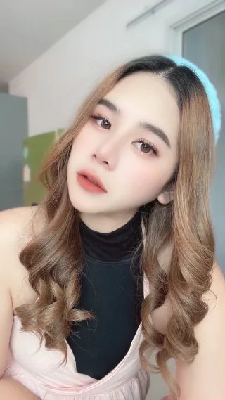 มีนา