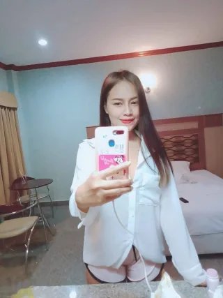แบมแบม