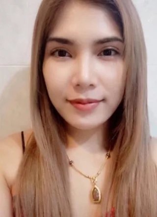พลอย