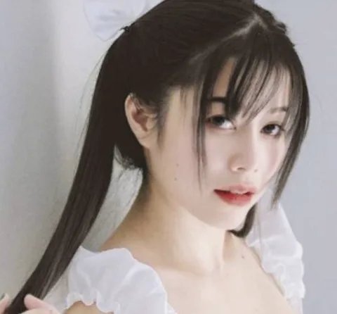 เมญ่า