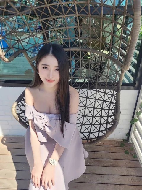 จียอน